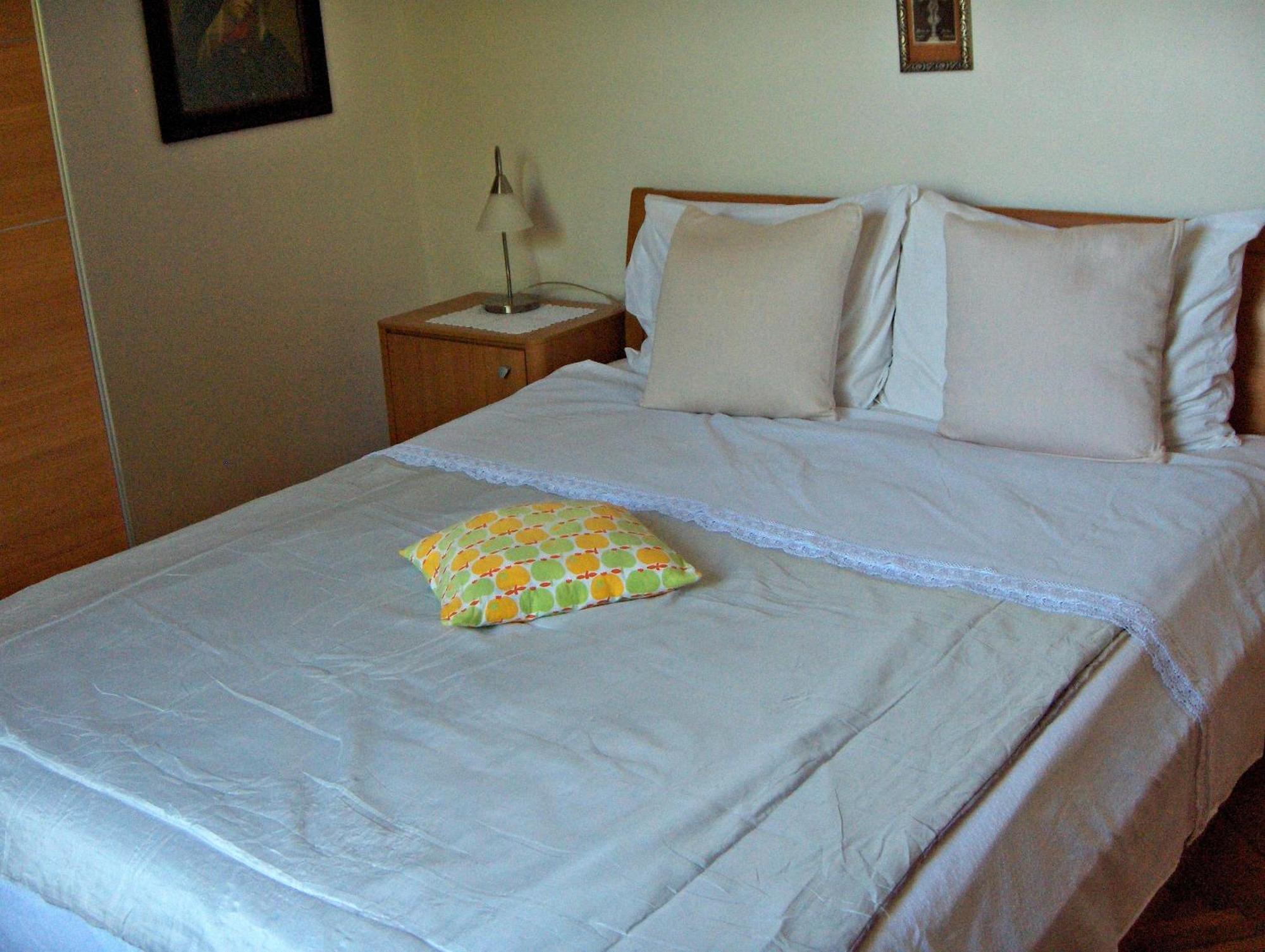 Guest House Roza Vrboska Chambre photo