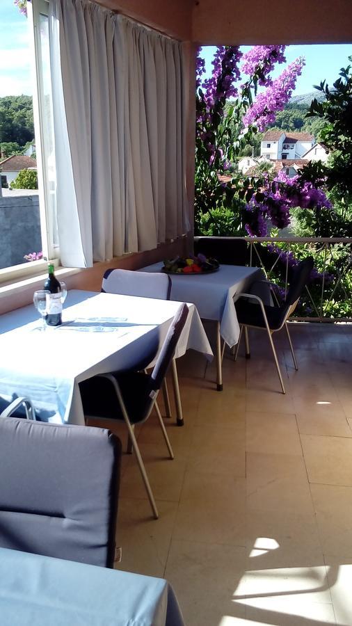 Guest House Roza Vrboska Extérieur photo