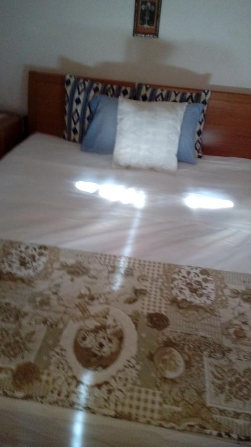 Guest House Roza Vrboska Extérieur photo