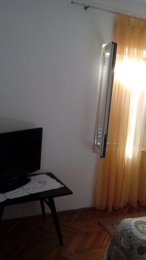Guest House Roza Vrboska Extérieur photo